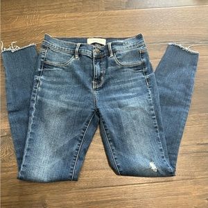 Pacsun ankle jagging size 25